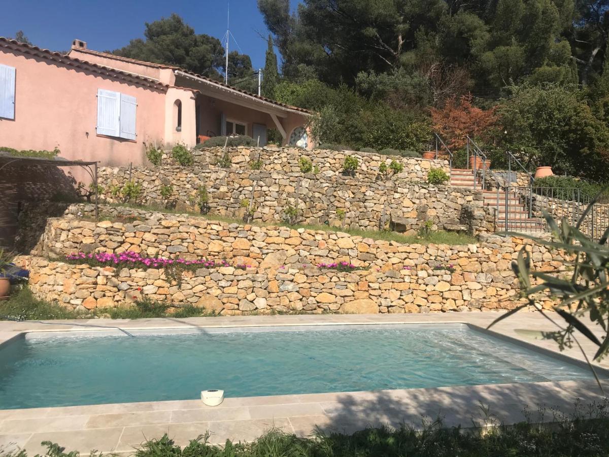 Hauteurs De Toulon : Charmant Studio Piscine Bagian luar foto
