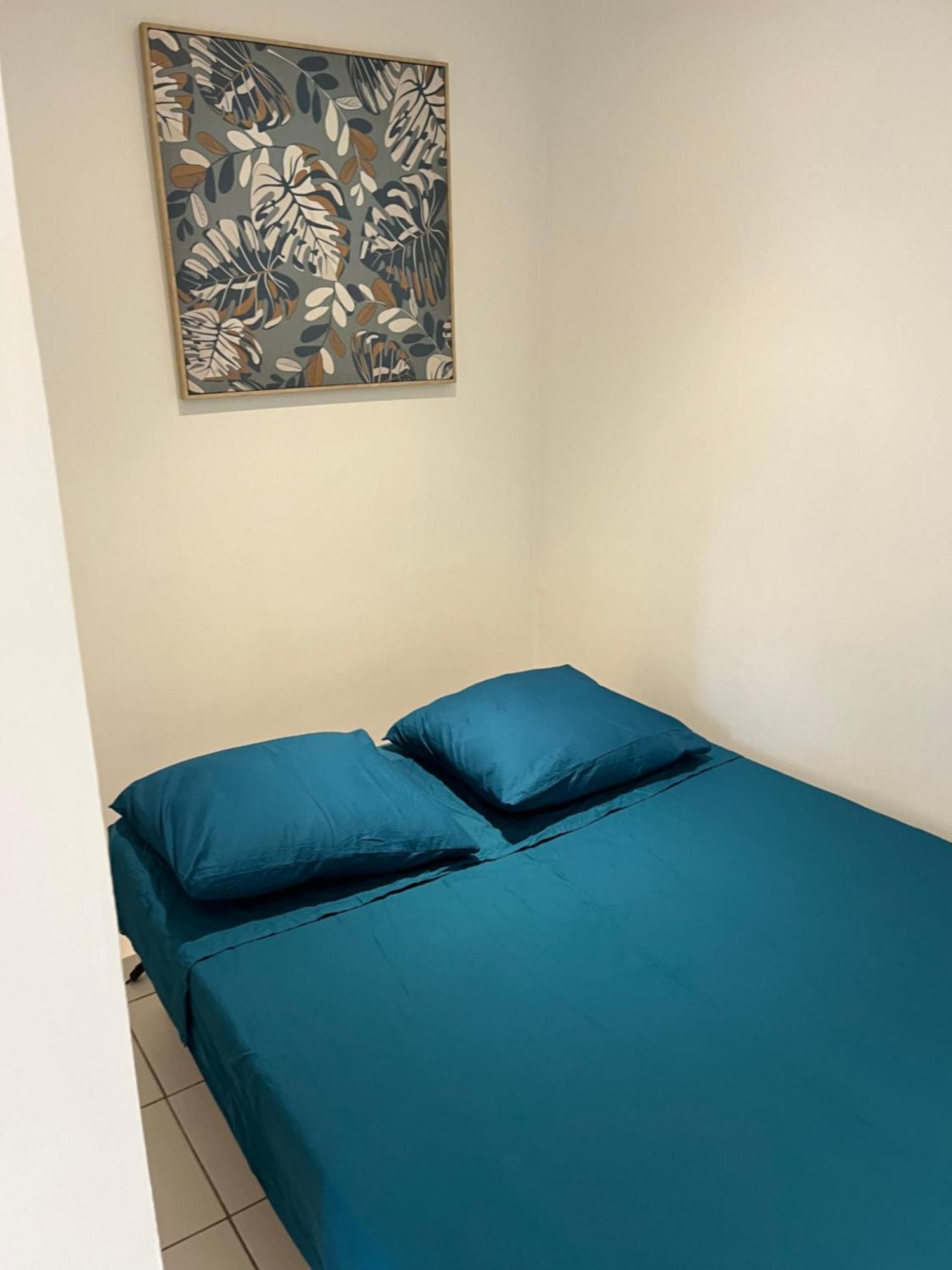Hauteurs De Toulon : Charmant Studio Piscine Bagian luar foto